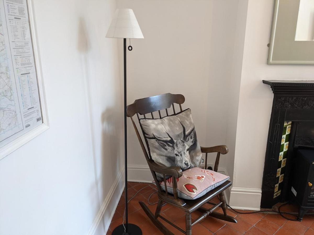 Luxury Townhouse In Town Centre, Views, River Walk, Free Parking Шрусбери Экстерьер фото